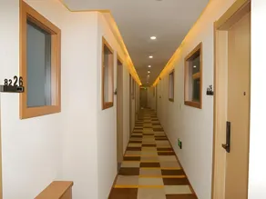 Shell Hotel Lanzhou Zhongchuan Airport - Image 3