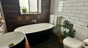 Waterfall Unit Farm Stay - Image 2