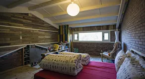Shabby Home 28 - Image 2