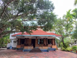 Paul's Homestay Queen type room - Image 3