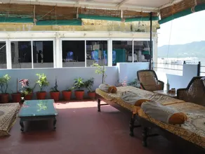 HOTEL DEVI VILAS 966o9o1oo6 10mtr From gangaur ghat Udaipur By SK - Image 5