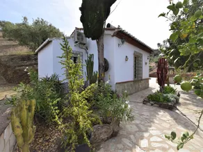 Villa Mariposa in Spains Sunny Paradise - Image 2