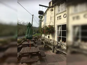Ye Olde Robin Hood Inn - Image 4