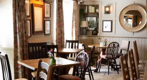 Ye Olde Cheshire Cheese - Image 4