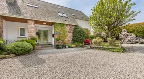 Heartseed House Bed & Breakfast - Image 4