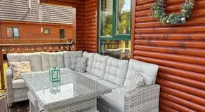 Luxury Waterfront Retreat I Private Sauna & Hot Tub - Image 5