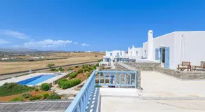 Pergola Paros Cycladic House by the Sea+Pool - Image 4