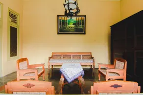 Griya Batik Giri Sekar Homestay Syariah - Image 4