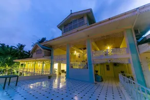 Palm Beach Hotel - Image 5