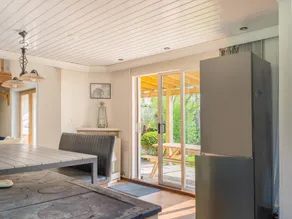 Amazing holiday home with spacious garden - Image 2