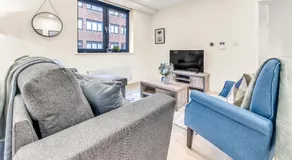 Contractors Gem, 2 Bed, Sleeps 6, Ensuite, onsite Parking - Image 2