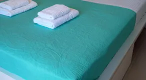 Orange apartment - Image 2