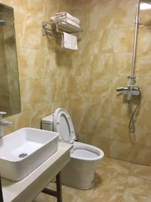 Xingyang Hotel (Xiaoshizi Commercial Street Branch) - Image 2