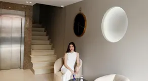 Rich Hotel - Image 3