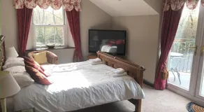 The Bickford Arms Inn - Image 2