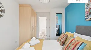 Beautiful 2 Bedroom Seviced Apt in Aylesbury By Sambridge Stays Short Lets & Serviced Accommodation - Image 2