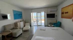 Apartments By The Sea - Image 2