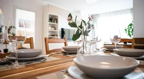 3 BDR Traveller Family Apt w AC Free Parking by NW - Image 5