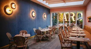 Charing Cross Hotel - Image 2
