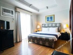 Queen Margarette Hotel Mauban - Image 2