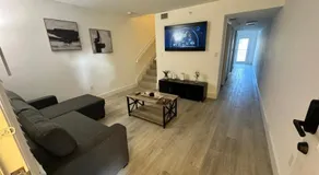 Apartamento en kendall Miami 2 Habitaciones y 3 baños - Image 2