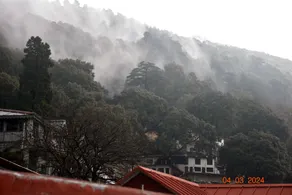 Goroomgo Flatties Mall Road Lake View Nainital - Image 2