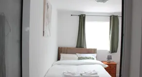 Front House suite - Image 5