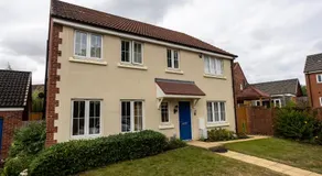 Boyton House Sleeps 14 Long Stays Parking Wi-Fi - Image 3