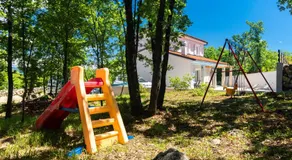 Villa SANDRINA mit beheiztem Pool und großem Garten - Image 5