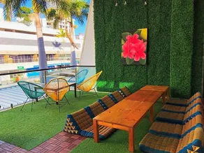 Tequila Sunrise Hostel Surfers Paradise - Image 4