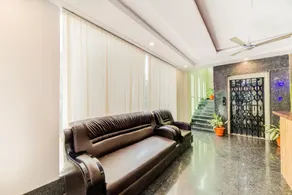 47601 Airport Palace Hotel - Image 3