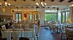 Melegos Inn Hotel - Image 4