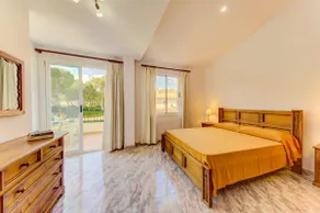 Casa Aria -Spacious Villa steps away from beach - Image 2
