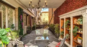 AwesHomeItaly - White Mirrors Apartment - Image 3