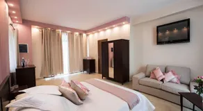 NV Seafront Studios AV Properties - Image 2