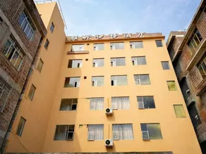 Yayao Express Hotel - Image 5