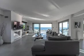 New Luxury Beach front Villa large private pool amazing sea view - Image 2