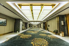 Ruixue International Hotel - Image 3