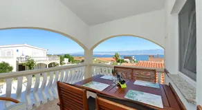 Apartmani Laura Vir - Image 4