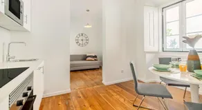 Olarias Terrace Lisbon - Image 3