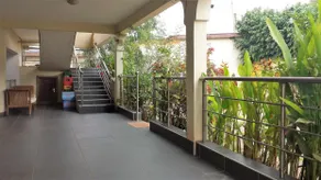 The Golden Apple Guest House - Image 3