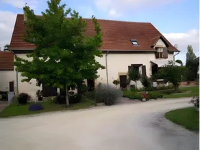 Chambres d'Hôtes Domaine d'Augy - Image 1