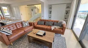 Luxury Lagada Loft Sea Views - Image 2