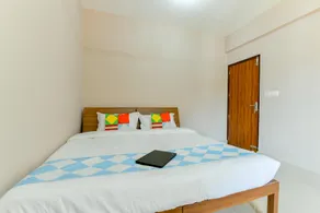 Fine Homes - Image 3