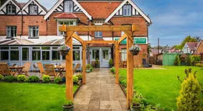 Ormonde House Hotel - Image 2