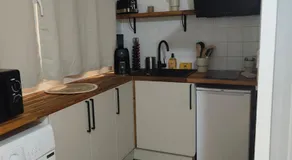 joli studio emplacement exceptionnel - Image 3