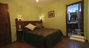Hotel Rural El Caseron de Linarejos - Image 2