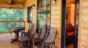 Cricket Hill Treehouse by Amish Country Lodging - Image 2