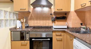 Apt Centro con Terracita Rua Cuba ツ Rias Baixas Rentals - Image 4