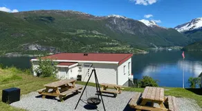 Olden Fjord Apartments - Image 4